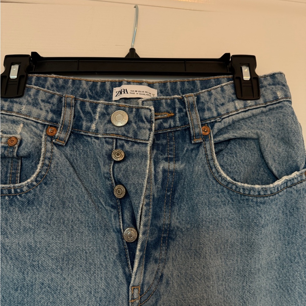 Classic Blue Women's Jeans - Picture 3 of 7